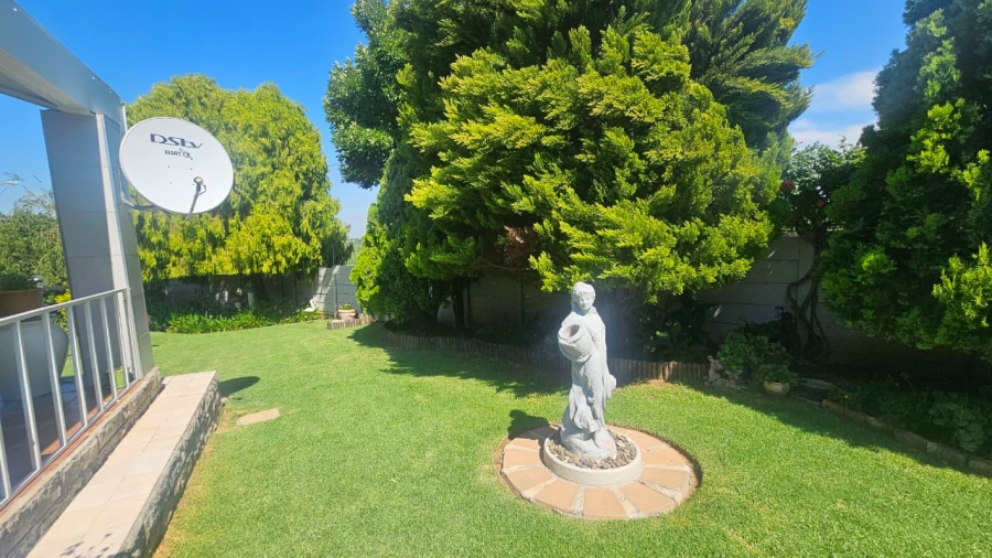 3 Bedroom Property for Sale in Lakeview Free State